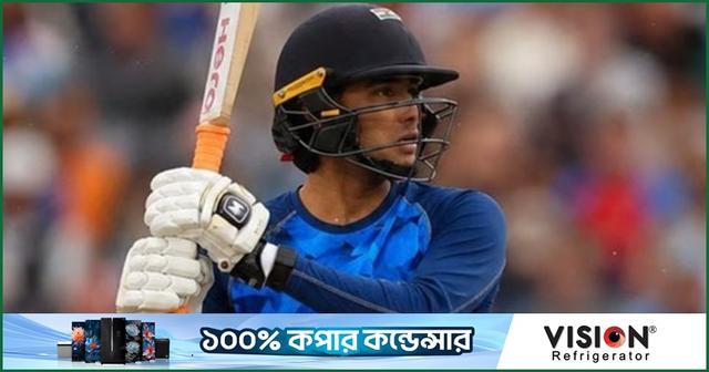 ‘২৫’ ছক্কা ‘১৫’ চারে অভিষেকের ব্যাটে ‘৯১’ বলে ‘২৩৩’