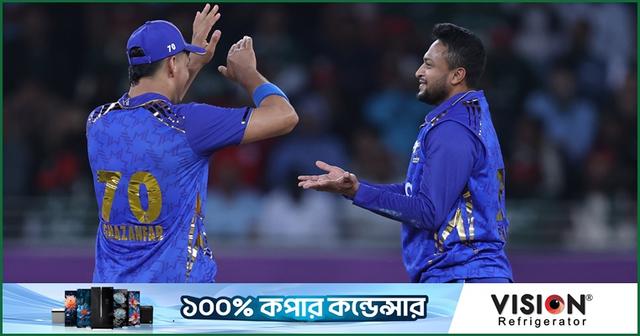 দুর্দান্ত বোলিংয়ে সাকিবের জোড়া উইকেট