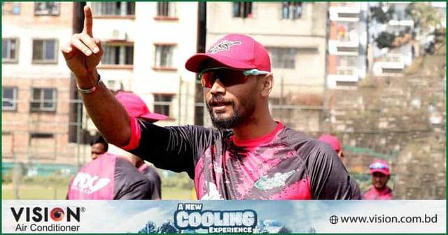 খুলনার বিপক্ষেও অনিশ্চিত মাশরাফি, প্লে-অফে খেলতে পারেন ‘১টি’ ম্যাচ 