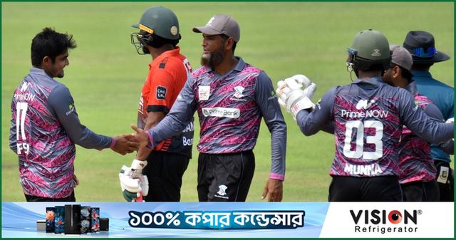 জমে ক্ষীর ডিপিএল, শেষ ম্যাচে শিরোপার দৌঁড়ে তিন দল