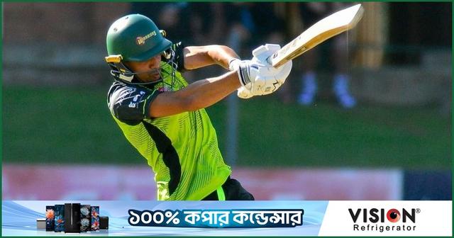 ওভারে ছয় ছক্কাসহ ৪৫ চার-ছক্কায় ডি ভিলিয়ার্সের ২৪৭