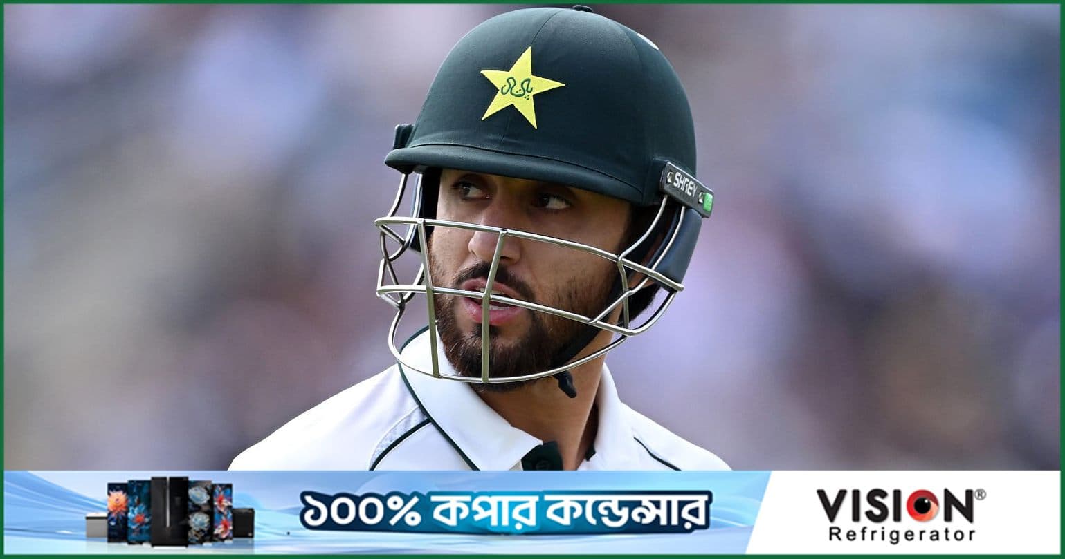 টেস্ট দল থেকে বাদ পড়েই ট্রিপল সেঞ্চুরি হাঁকালেন সালমান