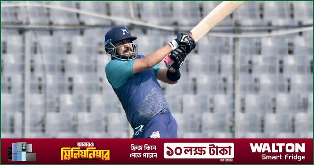 অল্পের জন্য শতক হাতছাড়া নাসিরের