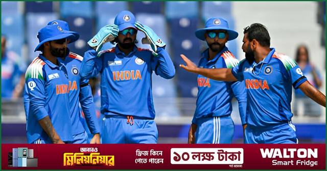 খেলার দিন রোজা না রাখায় তোপের মুখে শামি
