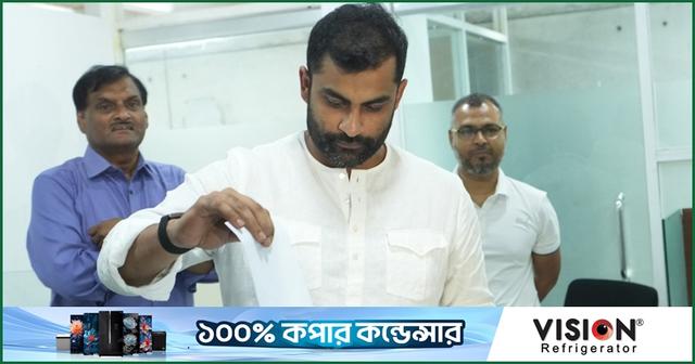 'বিসিবি নির্বাচনে ভোট দেইনি'- ফেসবুক স্ট্যাটাসে খোলাসা তামিমের