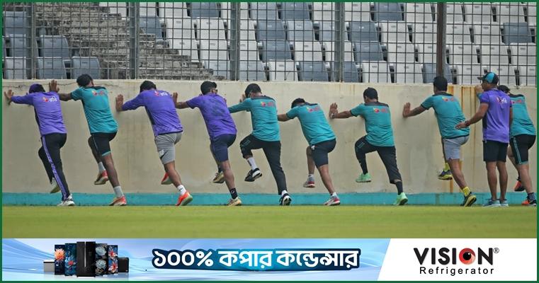 মুস্তাফিজদের ক্যারিয়ার থেকে 'চোট' শব্দ মুছে দিতে চান ট্রেনাররা