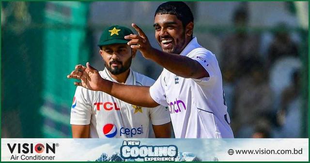 পাকিস্তানকে অলআউট করেও অস্বস্তিতে ইংল্যান্ড