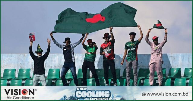 যে কারণে এবার স্টেডিয়ামে দর্শক-খরা