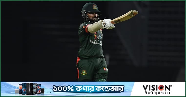 একাকী লড়াইয়ে ইমনের ফিফটি, বাংলাদেশের সংগ্রহ কত?