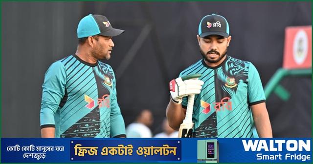 জেন-জি প্রজন্মকে কোচিং করাতে যে টোটকা সালাউদ্দিনের